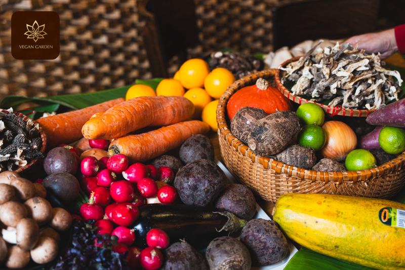 Traditionelle vietnamesische vegane Spezialitäten